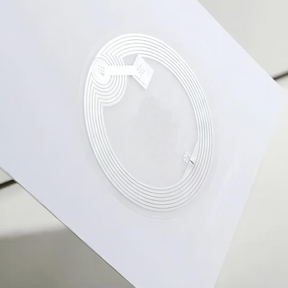 Circular RFID Sticker – Compact Tag for Small Surface Use